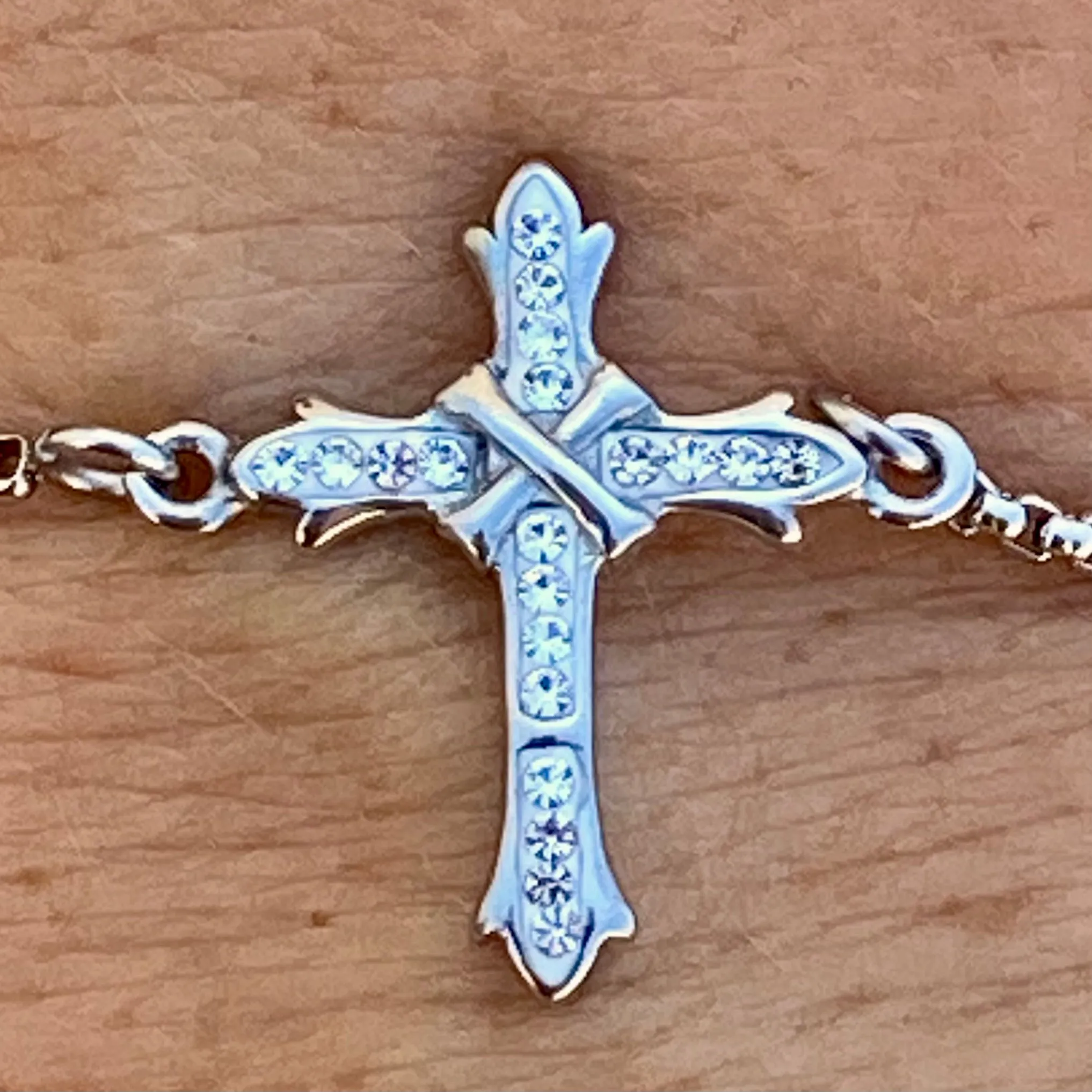 Bling Cross - White Stone - Bracelet - 2604B