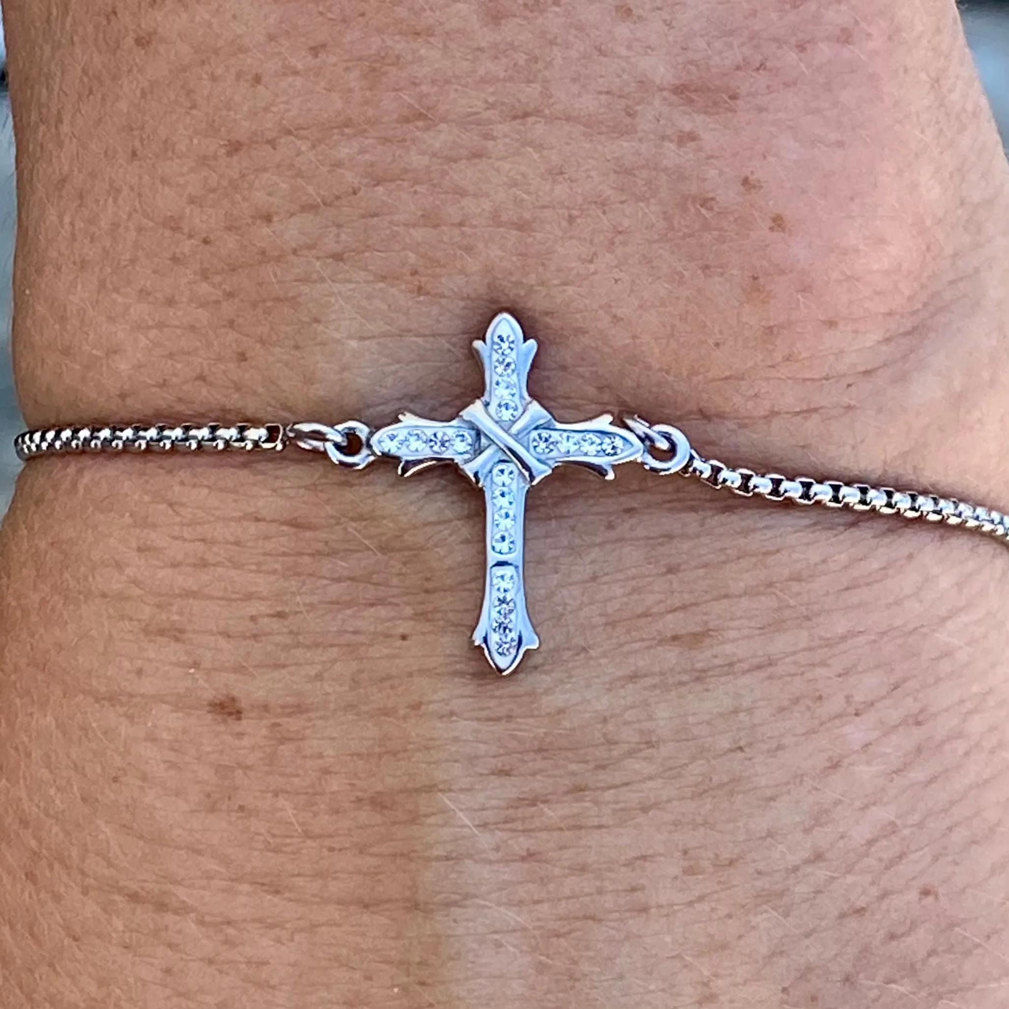 Bling Cross - White Stone - Bracelet - 2604B