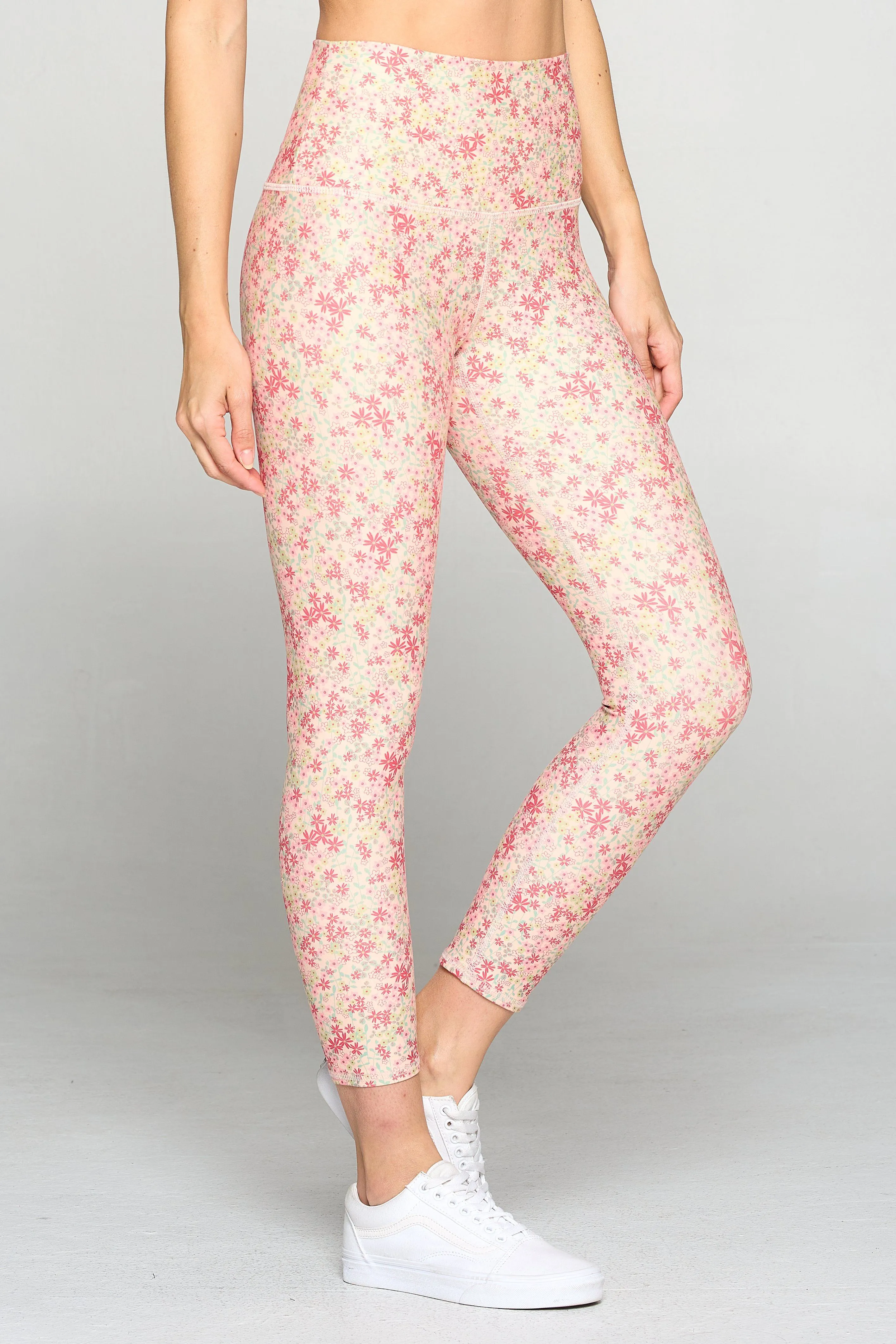 Mia -  Cherry Mix Garden 7/8 Legging (High-Waist)