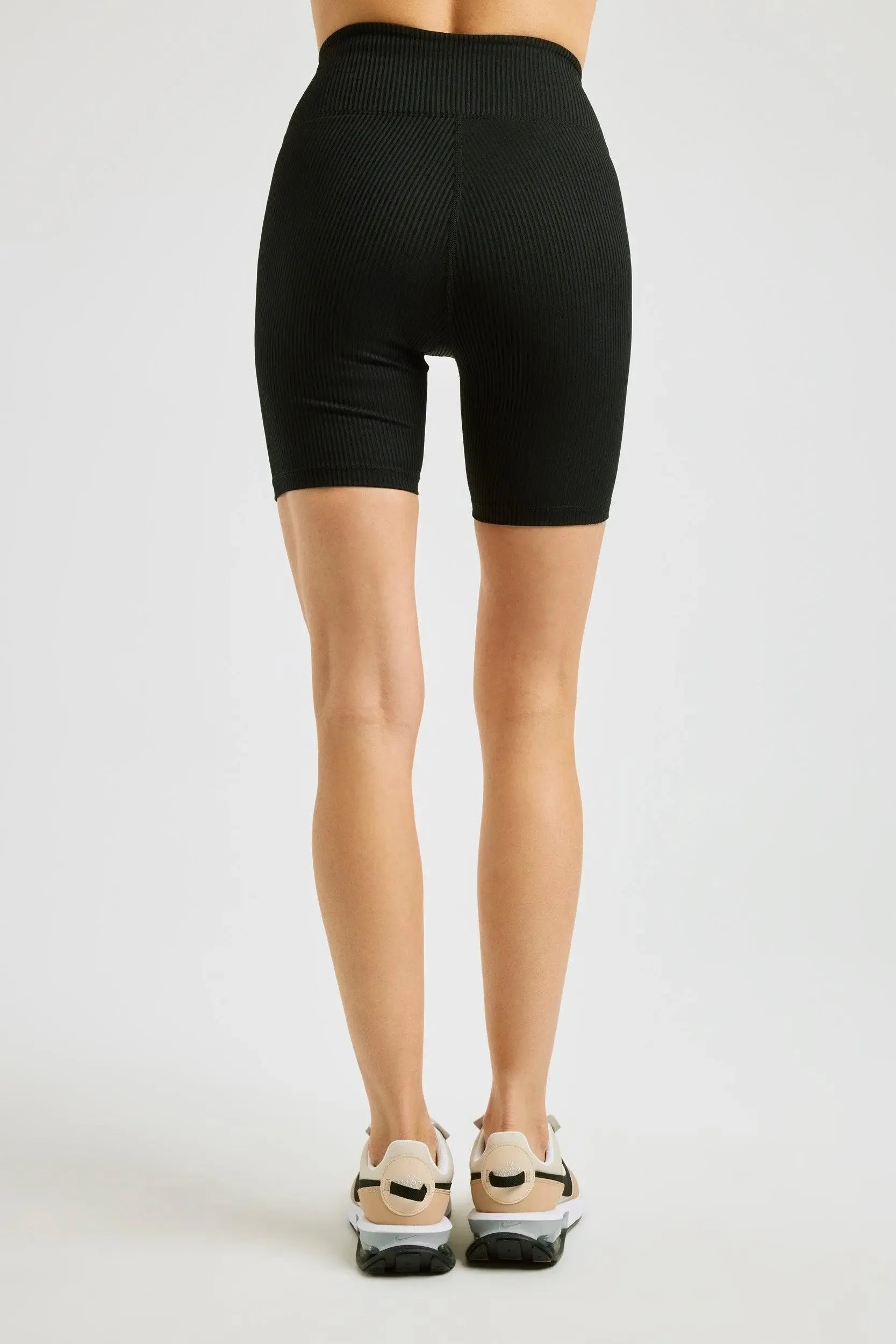 Ribbed V Waist Biker Short