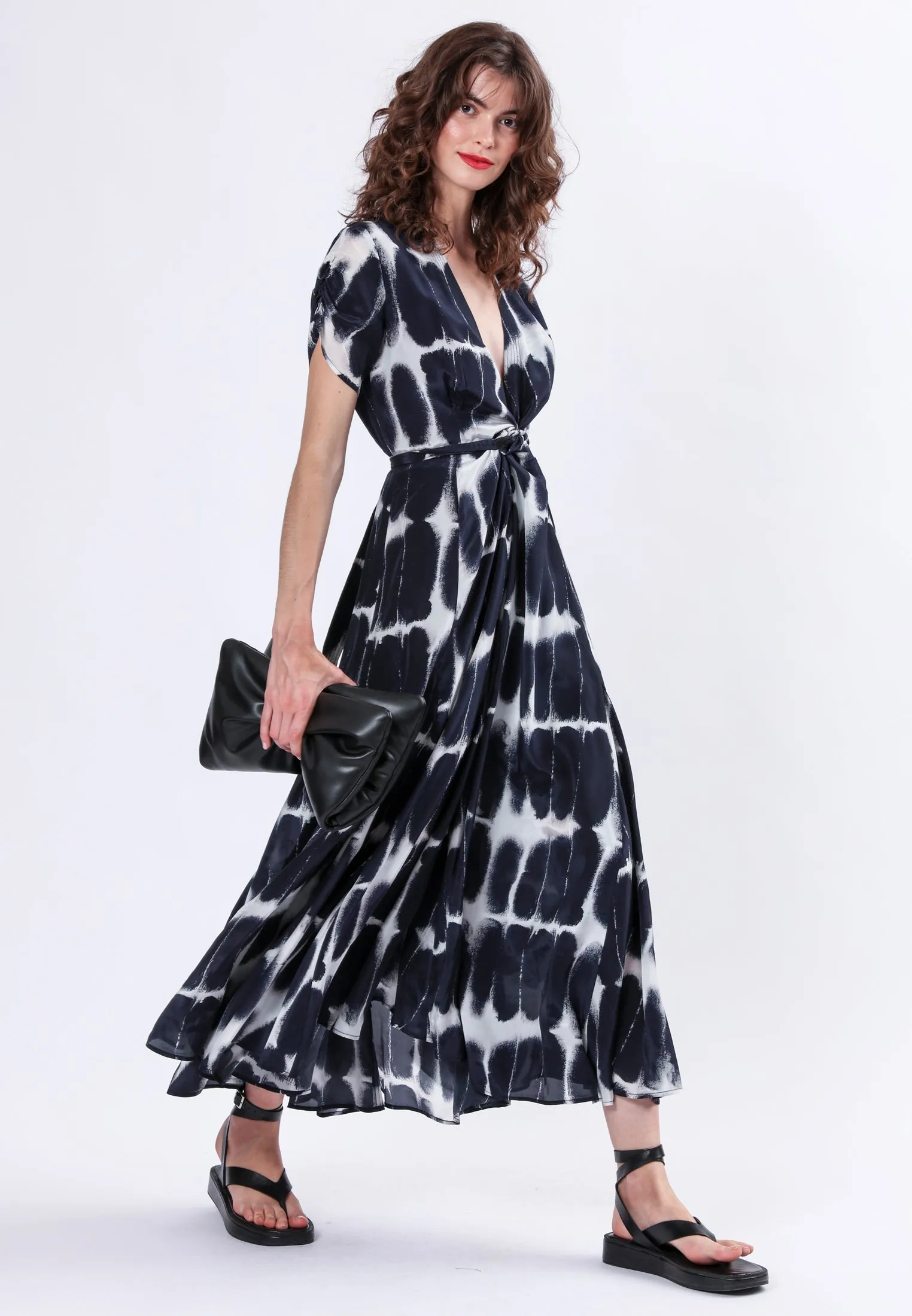 SOLSTICE LUMINARY MAXI DRESS